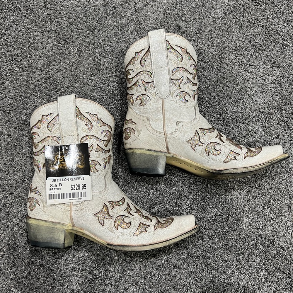 Sparkly cowboy/cowgirl boots